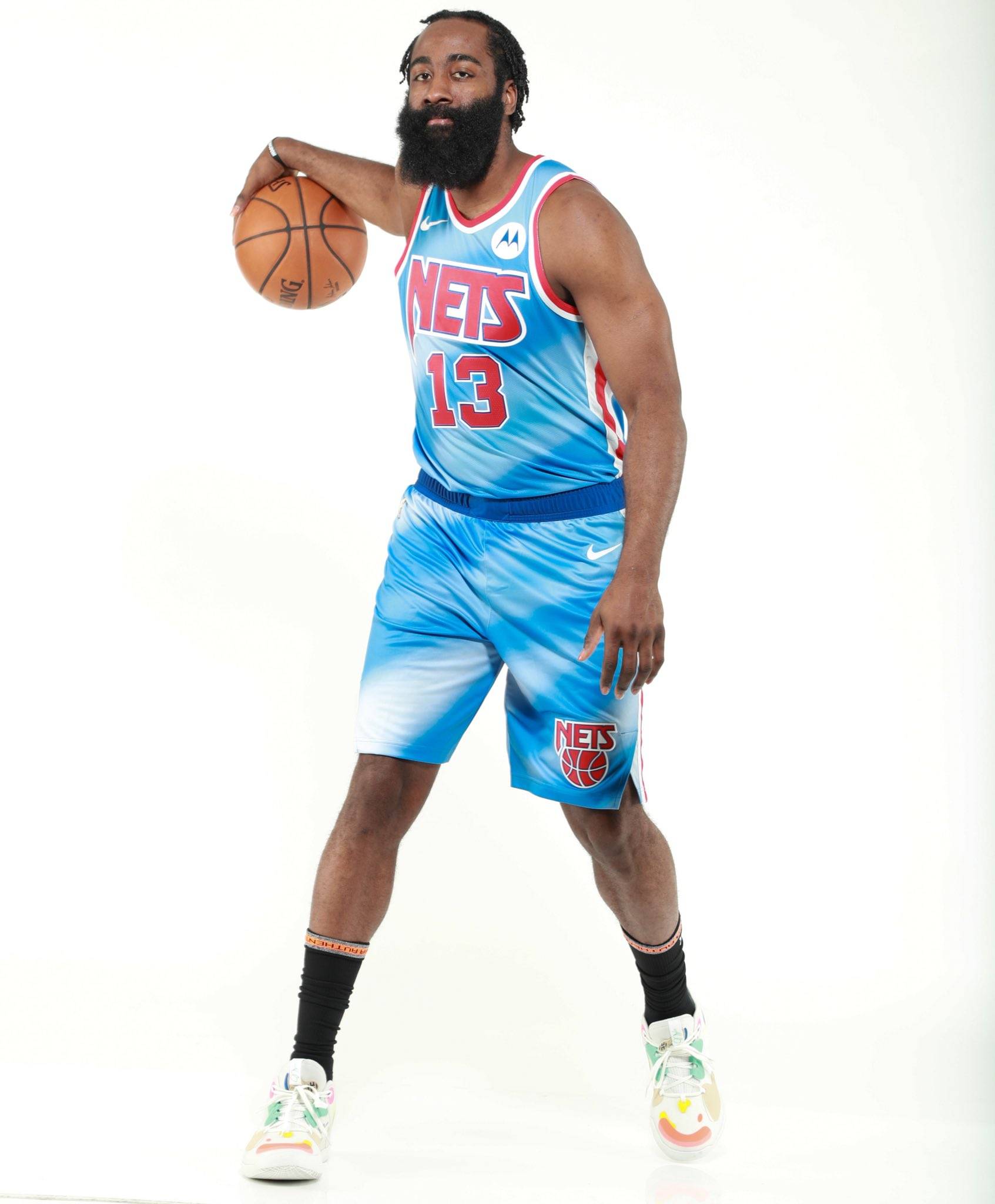 角落三分允 角落三分允