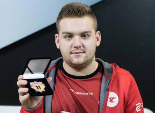 方装甲选择 方装甲选择